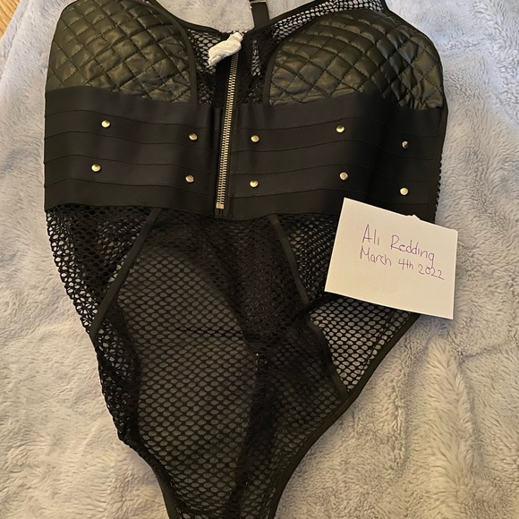 Honey birdette Serena bodysuit size large, brand new with tag - Picture 2 of 2